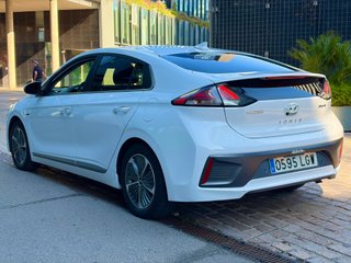 Hyundai IONIQ 1.6 GDI PHEV Tecno DCT