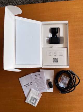 Insta360 Link Webcam 4K con IA Negra