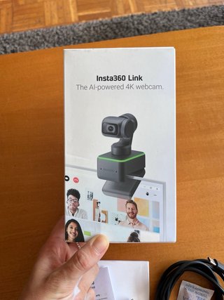 Insta360 Link Webcam 4K con IA Negra