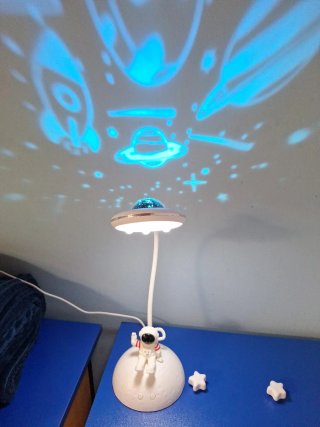 Lámpara Infantil Proyector Astronauta