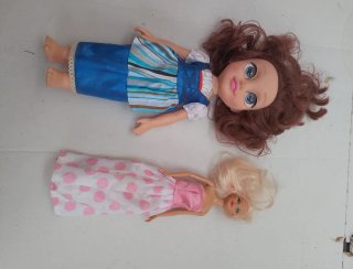 Lote de 2 muñecas