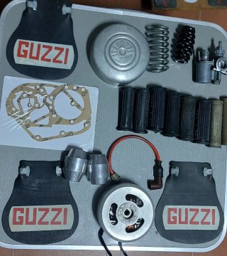 Moto Guzzi Hispania 65 Roja