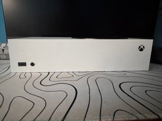 Xbox Series S con 2 mandos