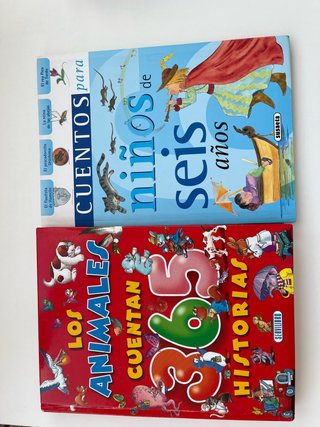 Lote de dos libros en buen estado.