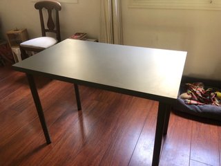 Taula / mesa IKEA Adils