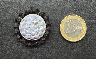 Bisutería artesana vintage hecha botón antiguo