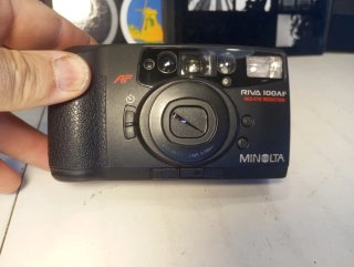 Cámara Analógica Minolta Riva 100 AF