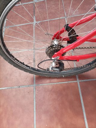Bicicleta de Montaña Di Terzo Roja