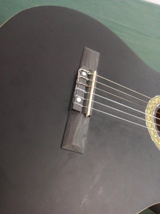 Guitarra Clásica Negra