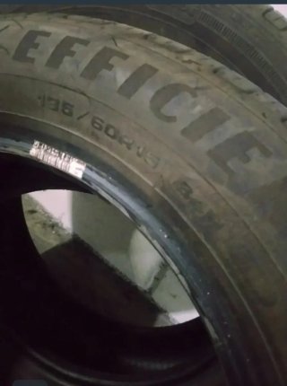 Pareja Neumáticos Goodyear 185/60R15