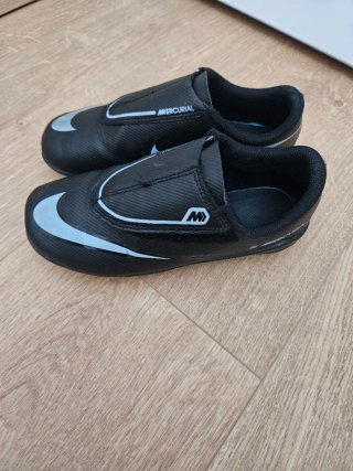 Botas de Fútbol Nike Mercurial Talla 31