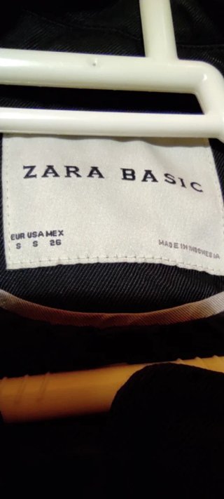 Parka Zara Negra Mujer
