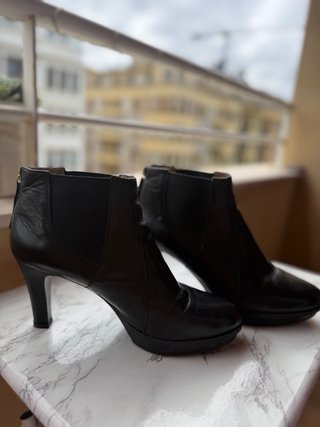 Botines poel Unisa Negros Talla 41