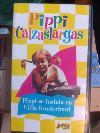VHS Pippi Calzaslargas: Pippi se instala