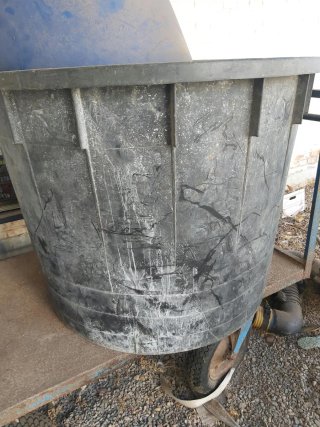 Cuba de abonos 1000L