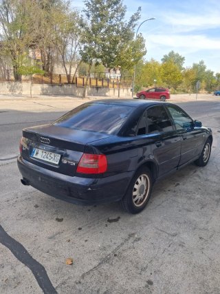 Audi A4 1.9tdi 110cv