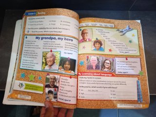 Bright Academy Stars 3 Pupil's Book:libro de te...