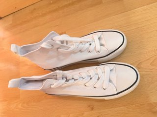 Bambas Planas Blancas con Plataforma