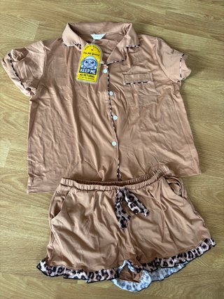 Pijama de Dos Piezas Beige