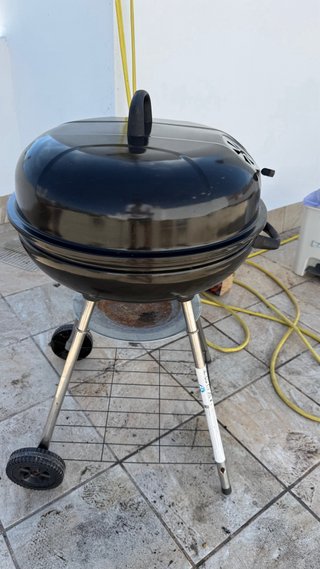 Barbacoa de Carbón y Leña