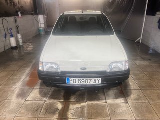 Ford Fiesta 1990 vendo o cambio por scooter 125