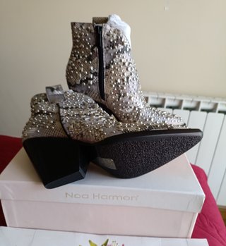 Botines Noa Harmon Pitón Tachuelas 38 de 169€