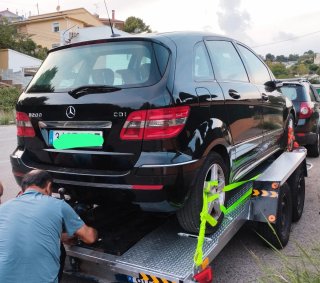 BAJO COCHE DE UE con remolque SERVICIO BARATO