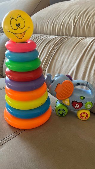 Juguetes Infantiles: Elefante y Torre de Aros