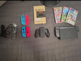 Nintendo Switch con Juegos y Accesorios