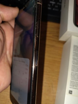iPhone XS Gold