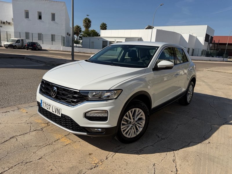 Volkswagen T-Roc 2021, foto 3