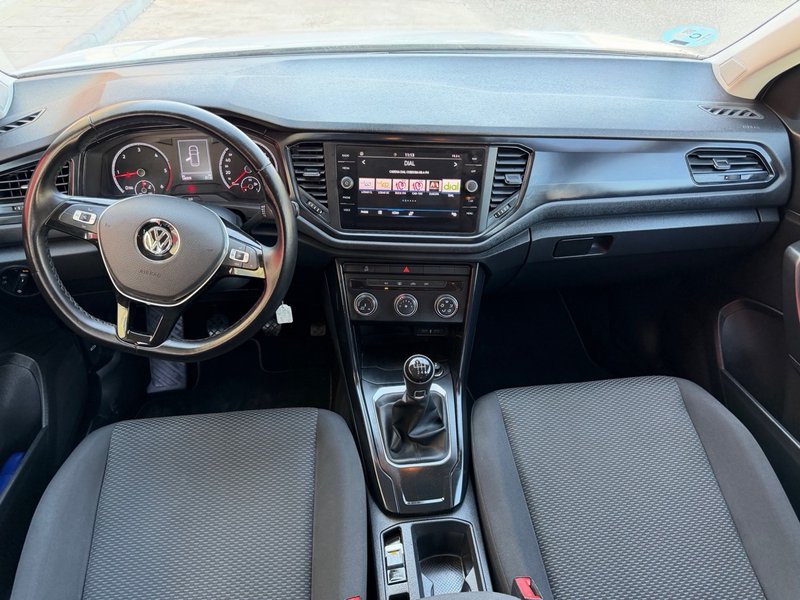 Volkswagen T-Roc 2021, foto 6