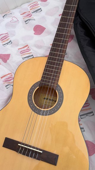 Guitarra Admira Albana Enrique Keller