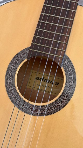 Guitarra Admira Albana Enrique Keller