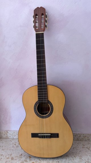 Guitarra Admira Albana Enrique Keller