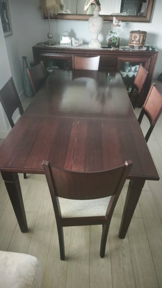 Mesa de Salón de Madera extensible y 6 Sillas