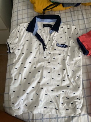 Polo Mayoral blanco con aviones talla 6