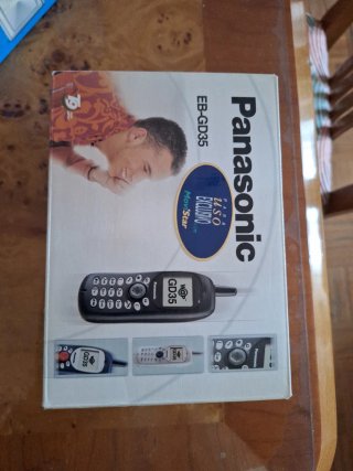Teléfono Panasonic EB-GD35