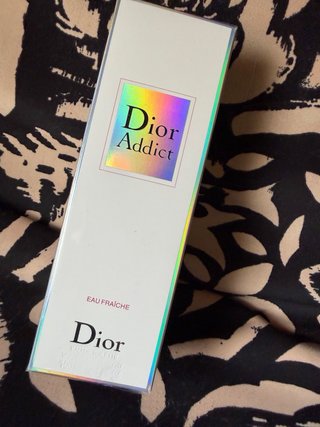 Profumo donna eau de toilette Addict