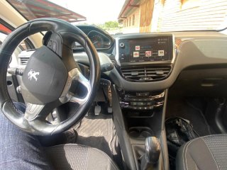 Peugeot 208 Gasolina 2018 - Impecable (Etiqueta C)