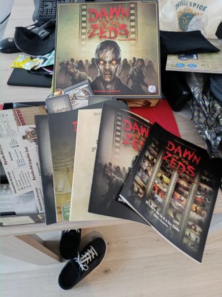 Dawn of the zeds. Juego de mesa