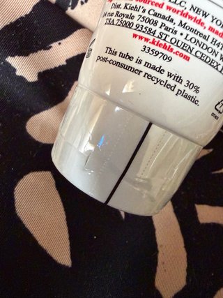 Detergente Kiehl's Ultra Facial Cleanser