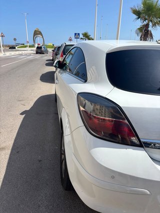 Opel Astra 2010