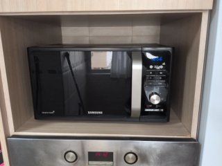 Microondas Samsung Negro