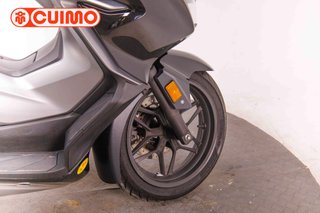 HONDA FORZA 300