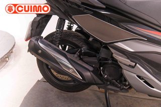 HONDA FORZA 300