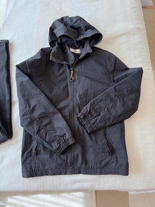 Lote Ropa Chico 15-16 años (Chaqueta y Pantalón)