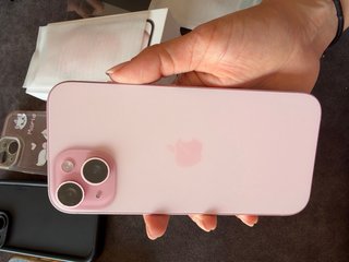 iPhone 15 Rosa (512G) 86% Batería + Accesorios