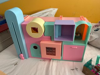 L.O.L Surprise! Squish Sand Magic House.