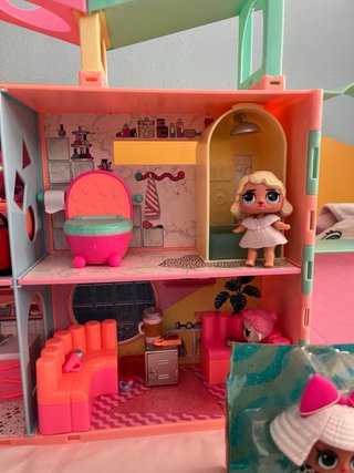 L.O.L Surprise! Squish Sand Magic House.